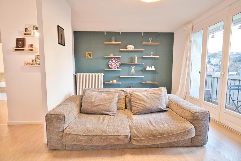 *grand T3*lumineux*vue*parking* * Toulouse
