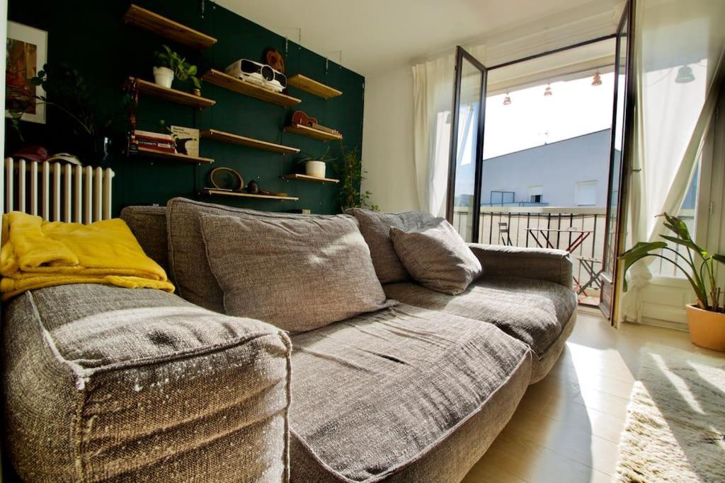 *grand T3*lumineux*vue*parking*